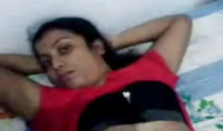 பெல்ட்கள், காலுறைகள், குதிகால் தமிழ் ஆபாச இளம்
