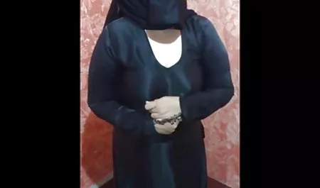 Plumper பழைய அம்மா ஒரு கிரீமி கொழுப்பு உந்தப்பட்ட ஆபாச முதிர்ந்த மற்றும் இளம் மற்றும் அழுக்கு ஆசைகள்
