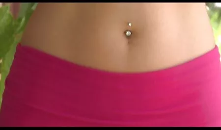 சார்லோட் vjkjlst gjhyj
